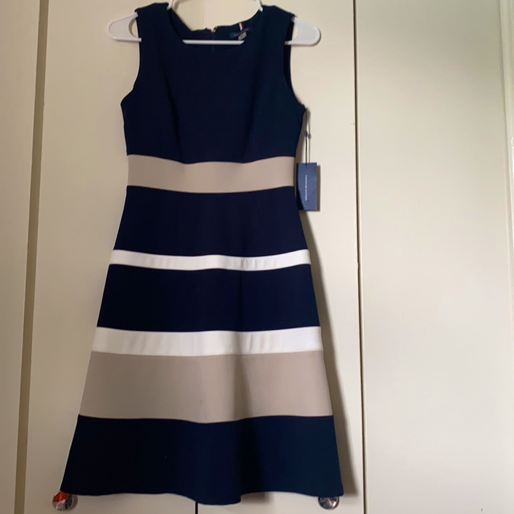 TOMMY HILFIGER👗